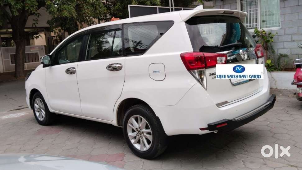 Toyota Innova Crysta 2.4 G Mt 8s, 2016, Diesel