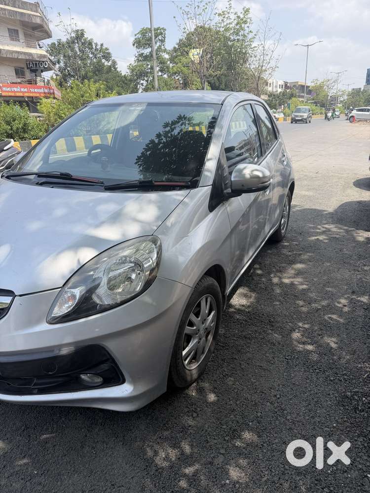 Honda Brio V Automatic, 2016, Petrol
