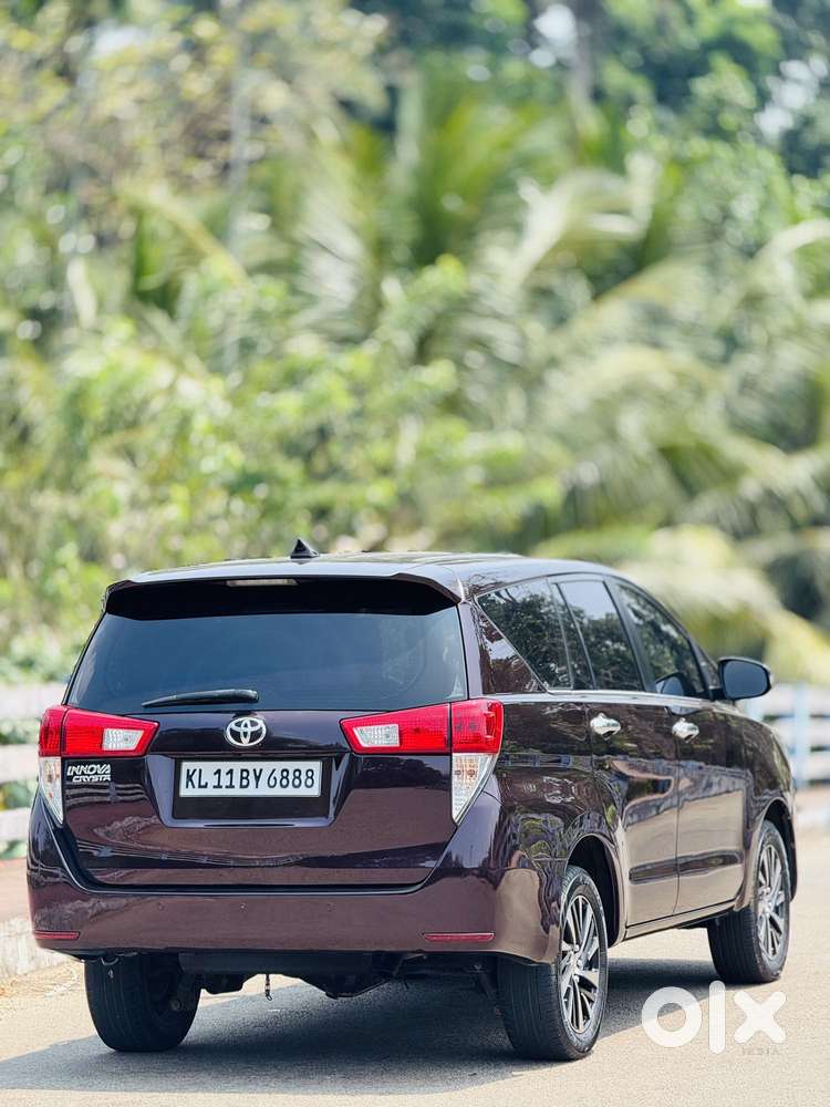 Toyota Innova Crysta 2.8 Gx At 7 Str, 2016, Diesel