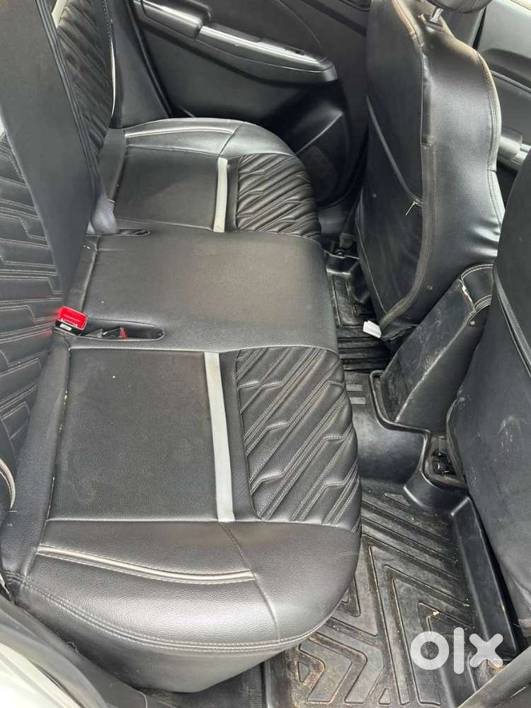 Maruti Suzuki Swift 1.2 Vxi Glory Edition, 2023, Petrol
