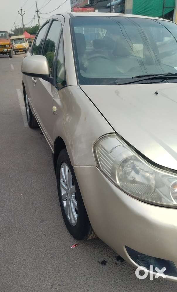 Maruti Suzuki Sx4 Zxi, 2009, Petrol