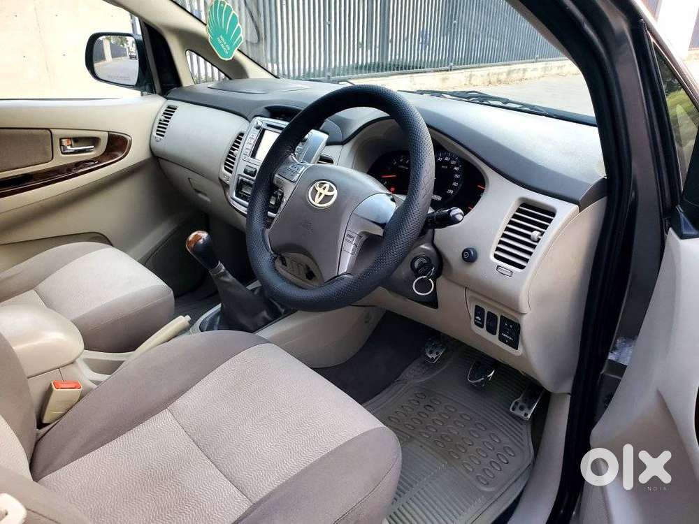 Toyota Innova 2.5 V 7 Str, 2012, Diesel