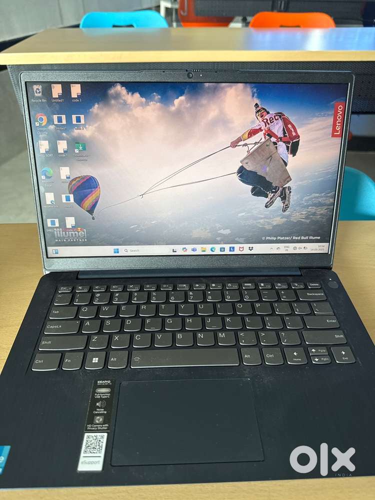 Lenovoノートパソコン Ci3（中古）8GBのメモリ、HDD500GB,15.6画面