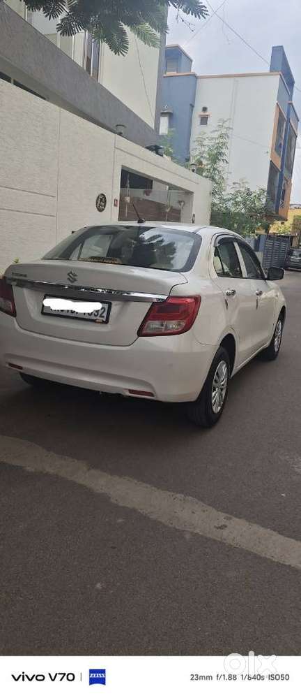 Maruti Suzuki Dzire 1.2 Lxi, 2022, Petrol