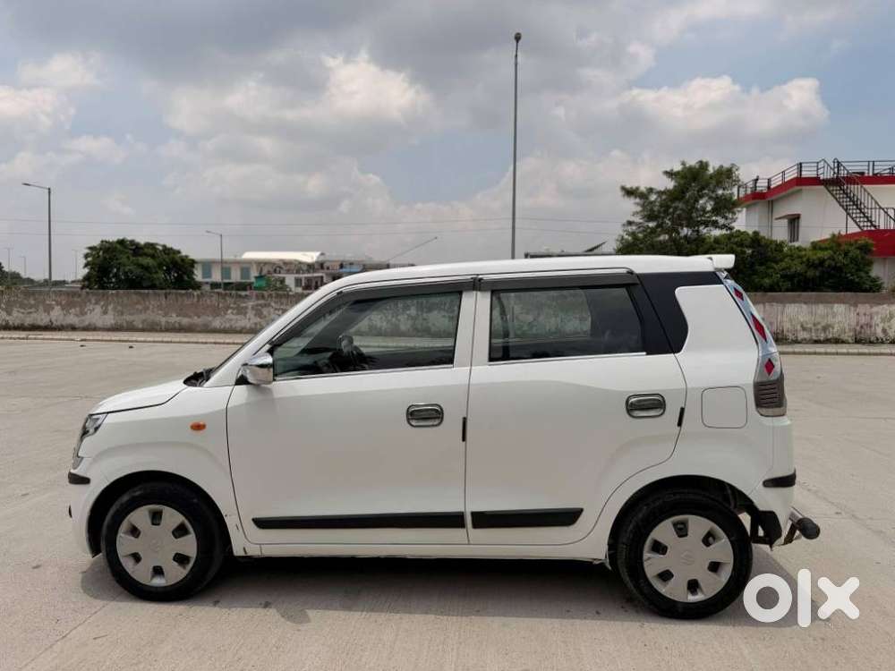 Maruti Suzuki Wagon R Vxi Opt 1.2, 2023, Petrol