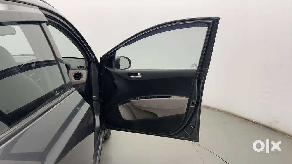 Hyundai Grand I10 Sportz 1.2 Kappa Vtvt, 2016, Petrol