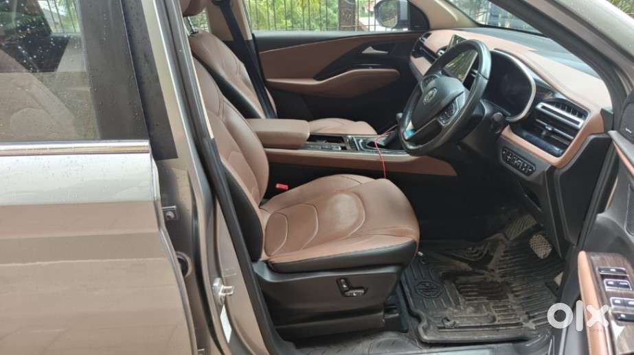Mg Hector Plus Savvy Pro 1.5 Turbo Petrol Cvt 7 Str, 2024, Petrol