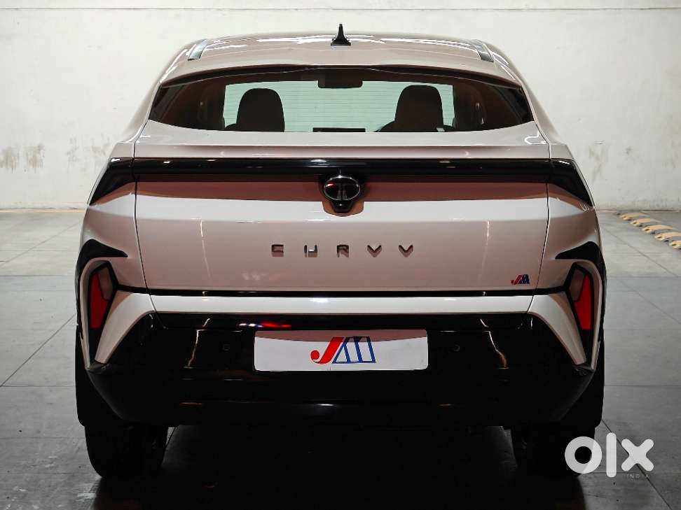 Tata Curvv Creative 1.2 Revotron Petrol 6mt, 2025, Petrol