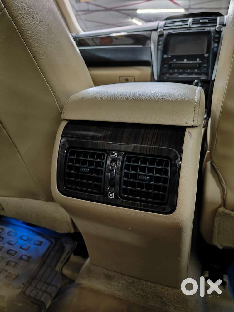 Toyota Camry Hybrid, 2017, Cng & Hybrids