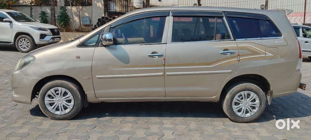 Toyota Innova 2004-2011 2.5 G (diesel) 8 Seater Bs Iv, 2008, Diesel