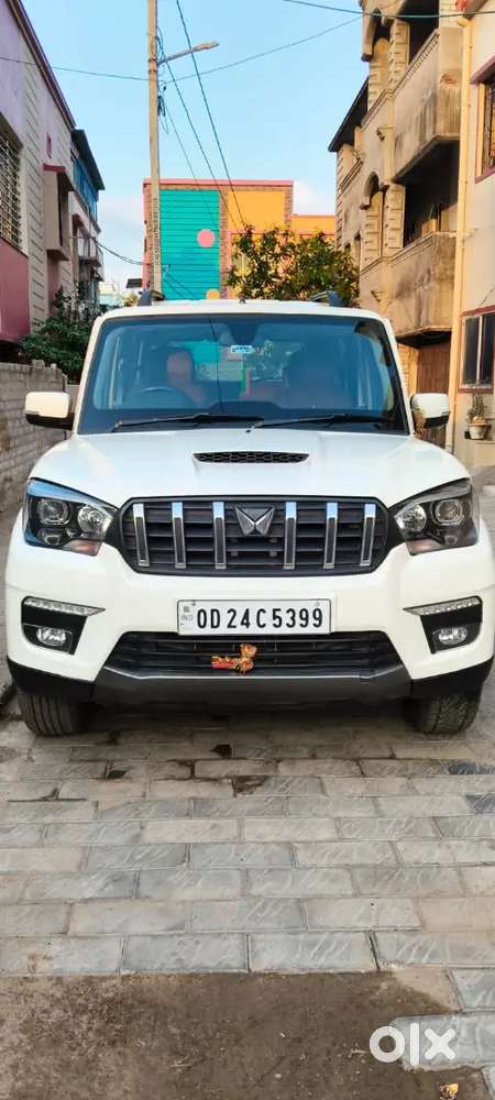 Mahindra Scorpio Classic 2017 Diesel 80000 Km Driven