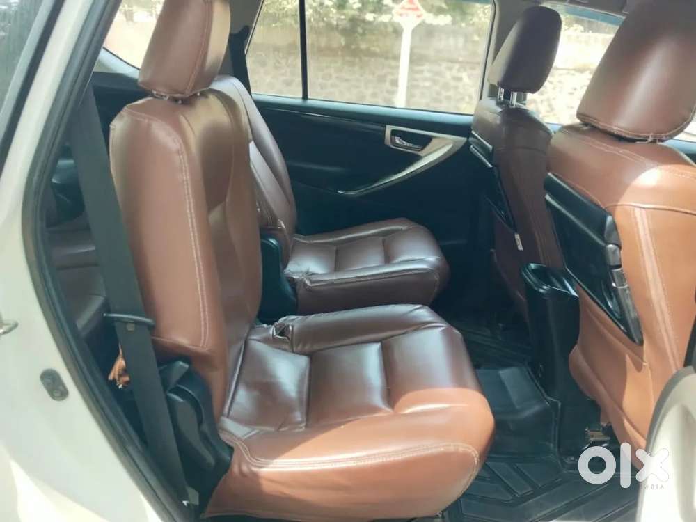 Toyota Innova Crysta 2.4 V 7 Str, 2019, Diesel