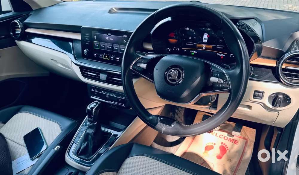 Skoda Slavia, 2024, Petrol