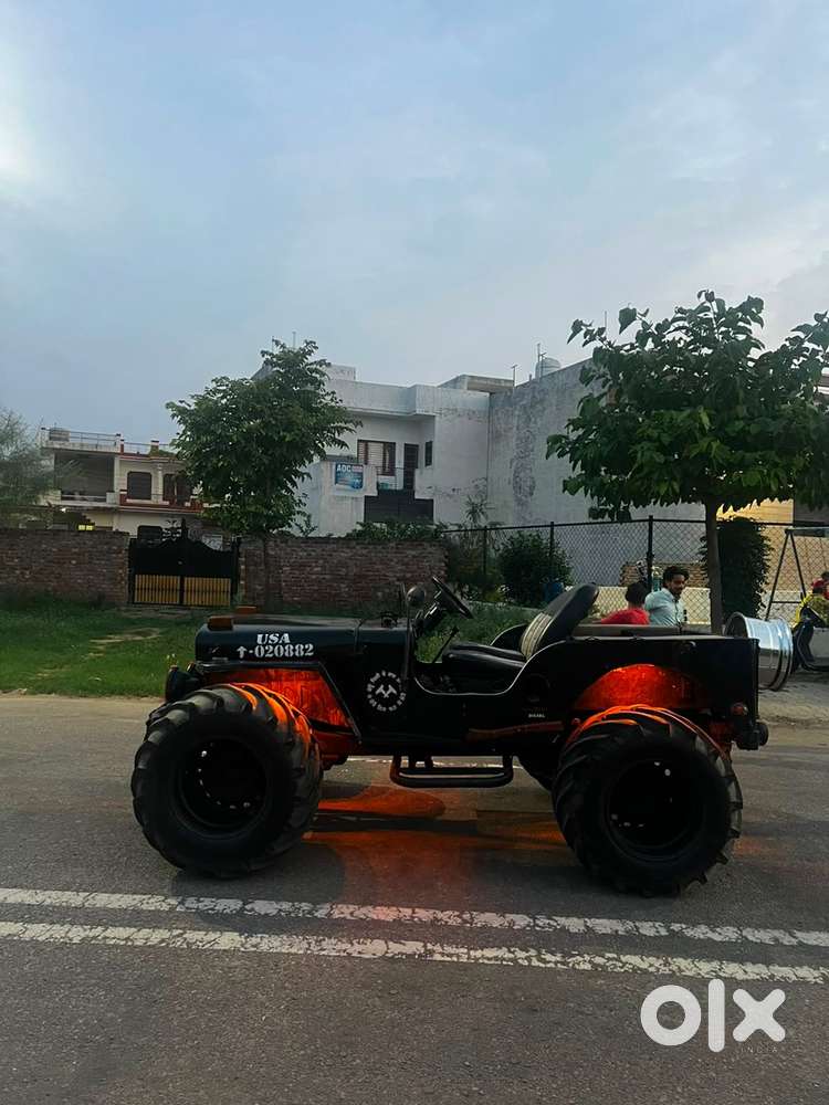 Mahindra Jeep 1980 With Manual Transmission