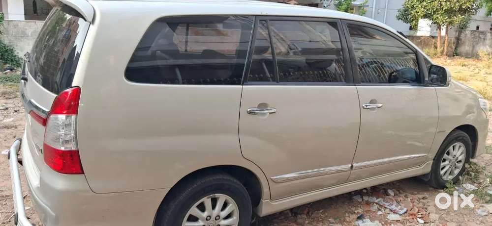 Innova Diesel 2014 2 Nd Owner