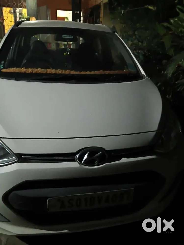 Hyundai Grand I10 Sportz 2015