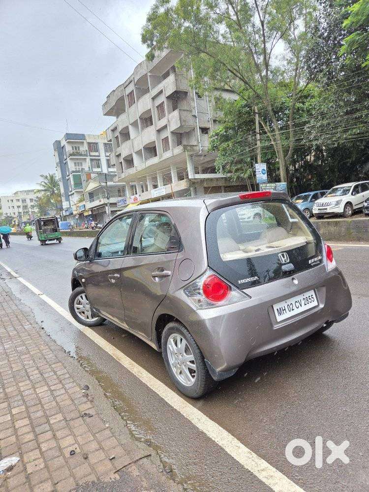 Honda Brio 2011-2013 V Mt, 2013, Petrol