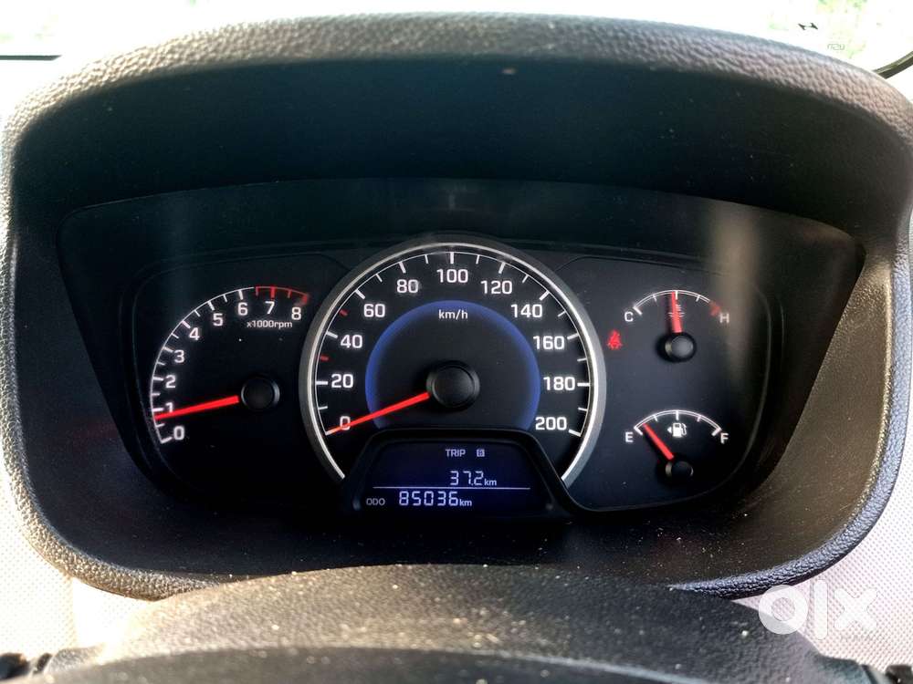 Hyundai Grand I10 Sportz Edition, 2016, Petrol