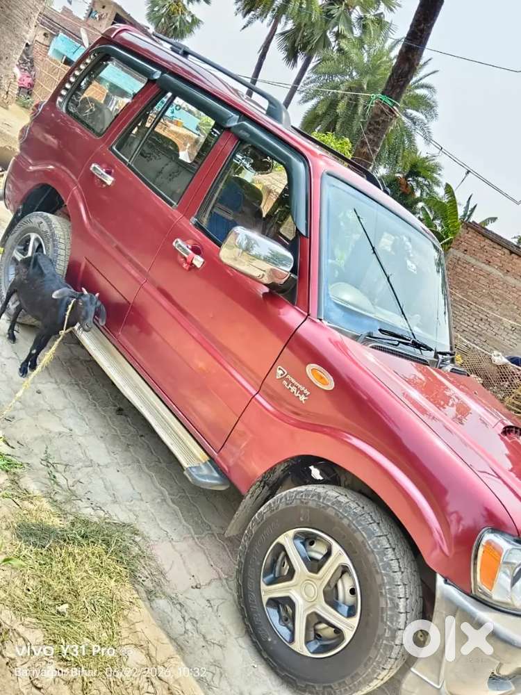 Gari Bechna Hai