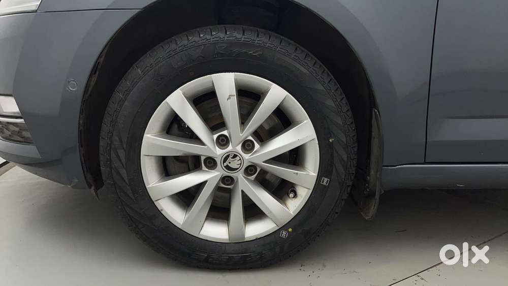 Skoda Octavia 2.0 L K Tsi At, 2018, Petrol