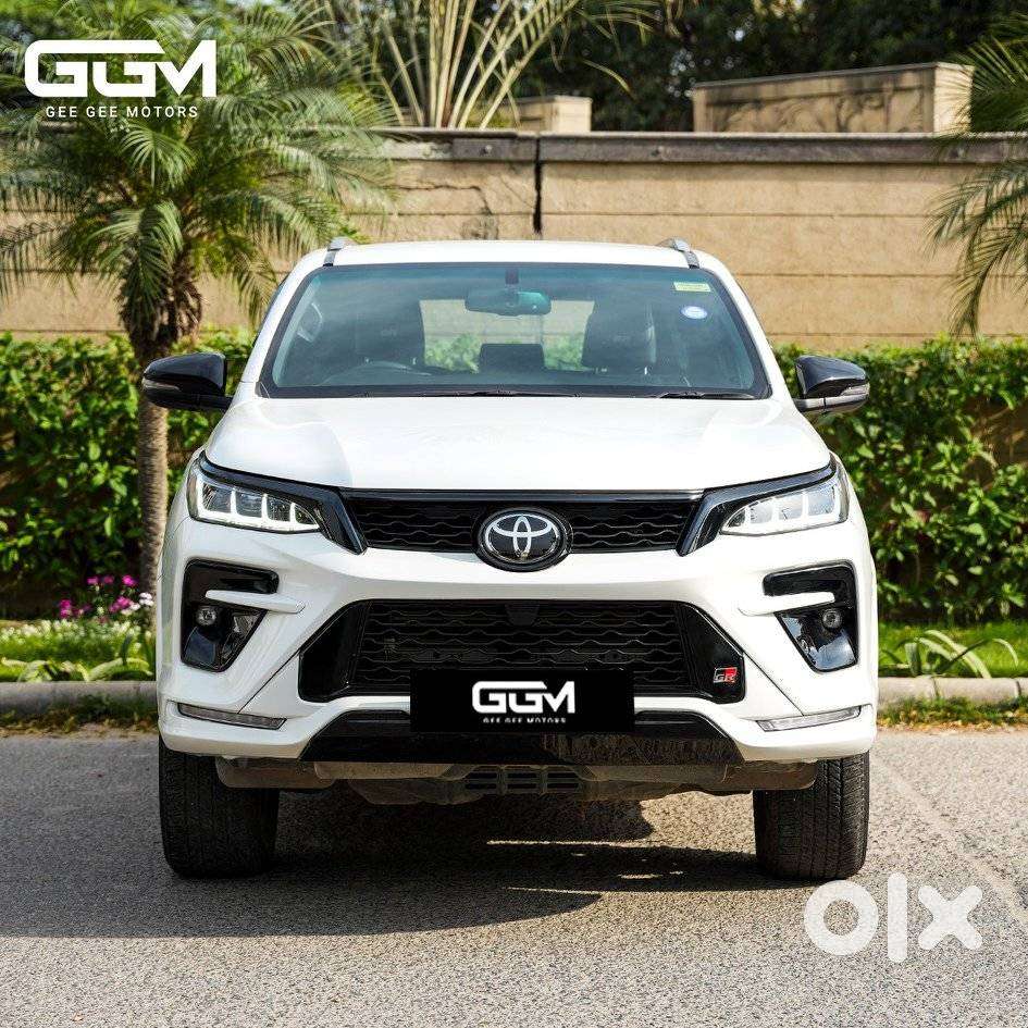 Toyota Fortuner 2.8 Gr-s, 2023, Diesel