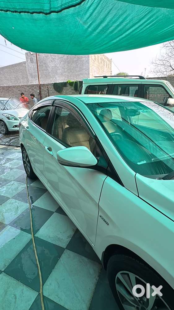 Hyundai Fluidic Verna 2014