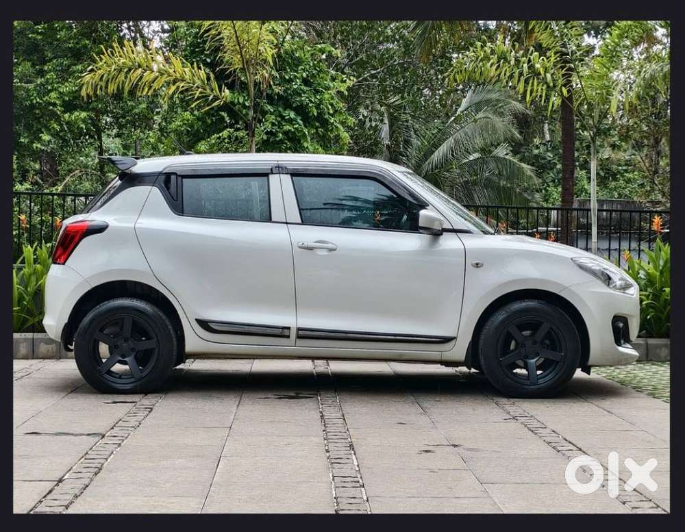 Maruti Suzuki Swift Lxi Option, 2020, Petrol