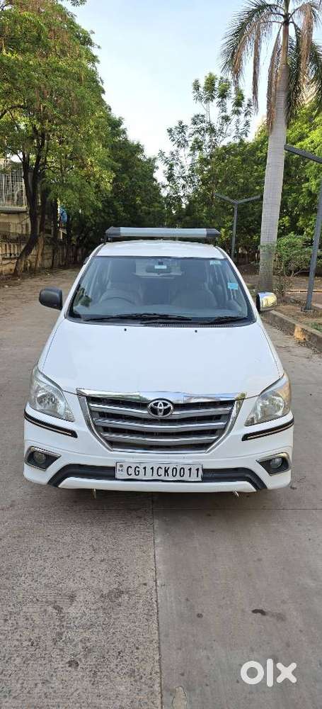 Toyota Innova 2.5 Vx 7 Seater Bs Iv, 2012, Diesel