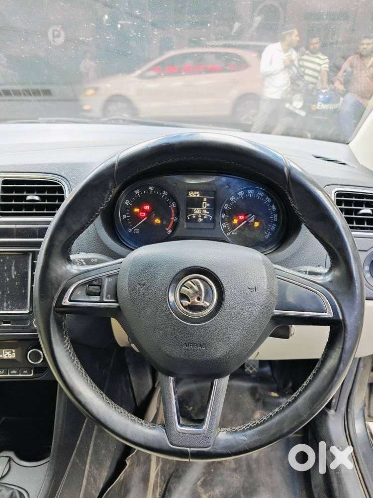 Skoda Rapid [2016-2021] 1.6 Mpi Style Plus, 2018, Petrol