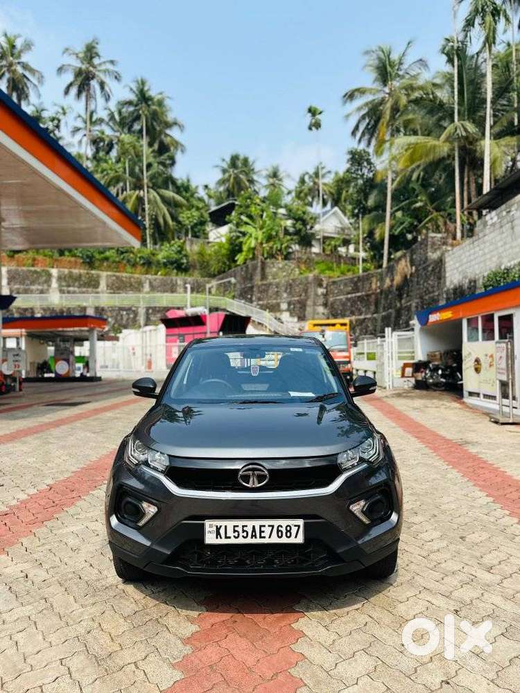 Tata Nexon 1.2 Revotron Xe, 2022, Petrol