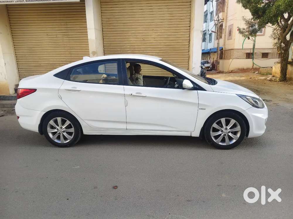Hyundai Verna Fluidic 2012