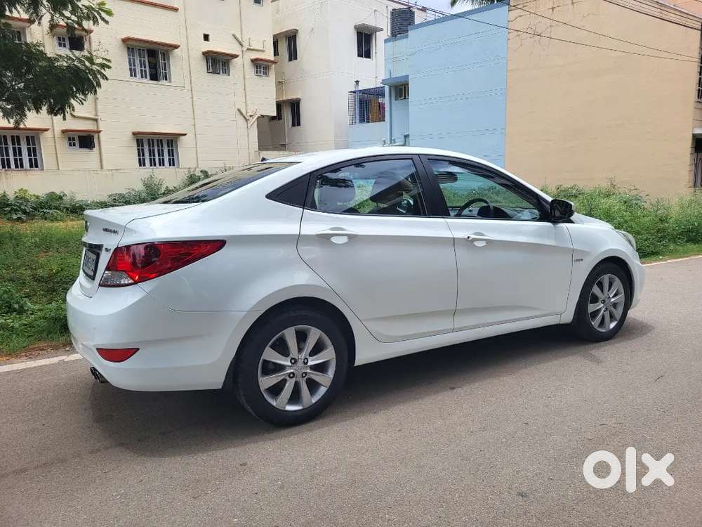 Hyundai Verna 2012 Diesel Manual