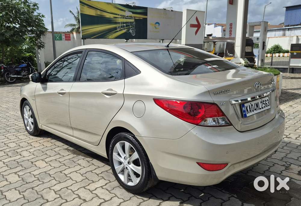 Hyundai Verna Fluidic 1.6 Crdi Sx, 2012, Diesel