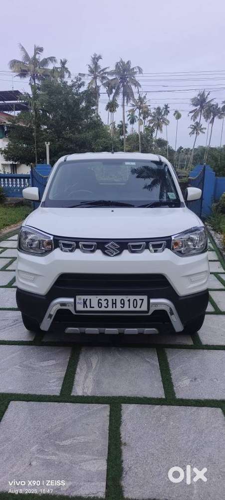 Maruti Suzuki S-presso Vxi Plus, 2022, Petrol