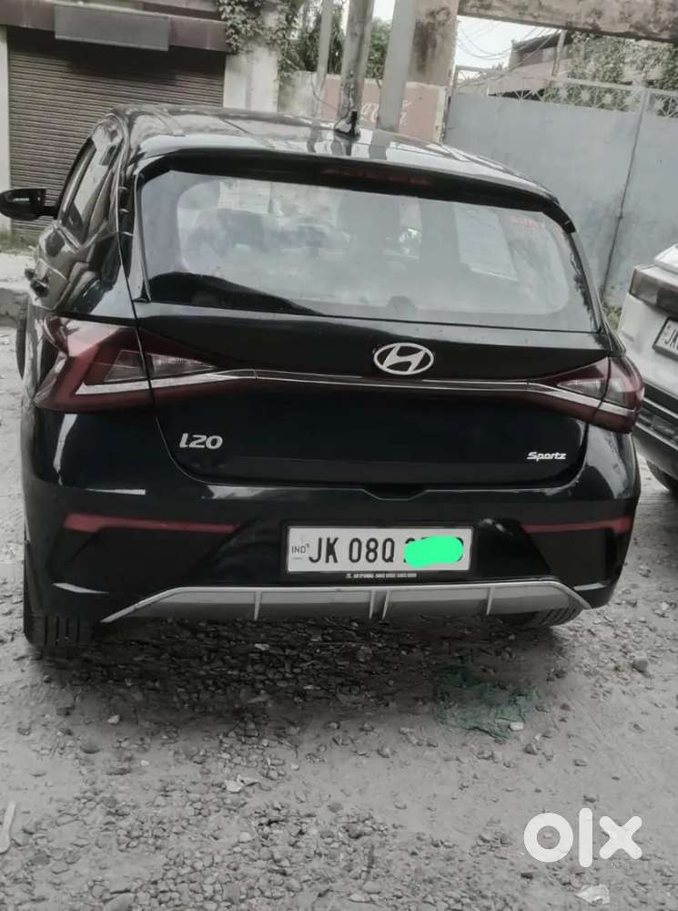 Well Maintained Car In Showroom Condition