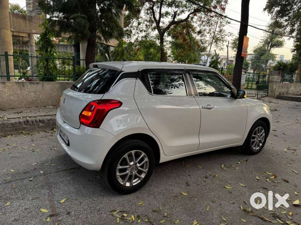 Maruti Suzuki Swift 1.3 Zxi, 2023, Petrol