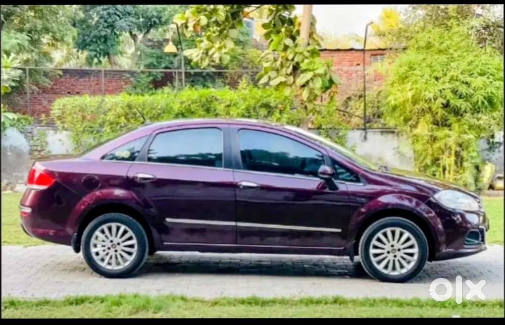 Fiat Linea Emotion 2015 Diesel