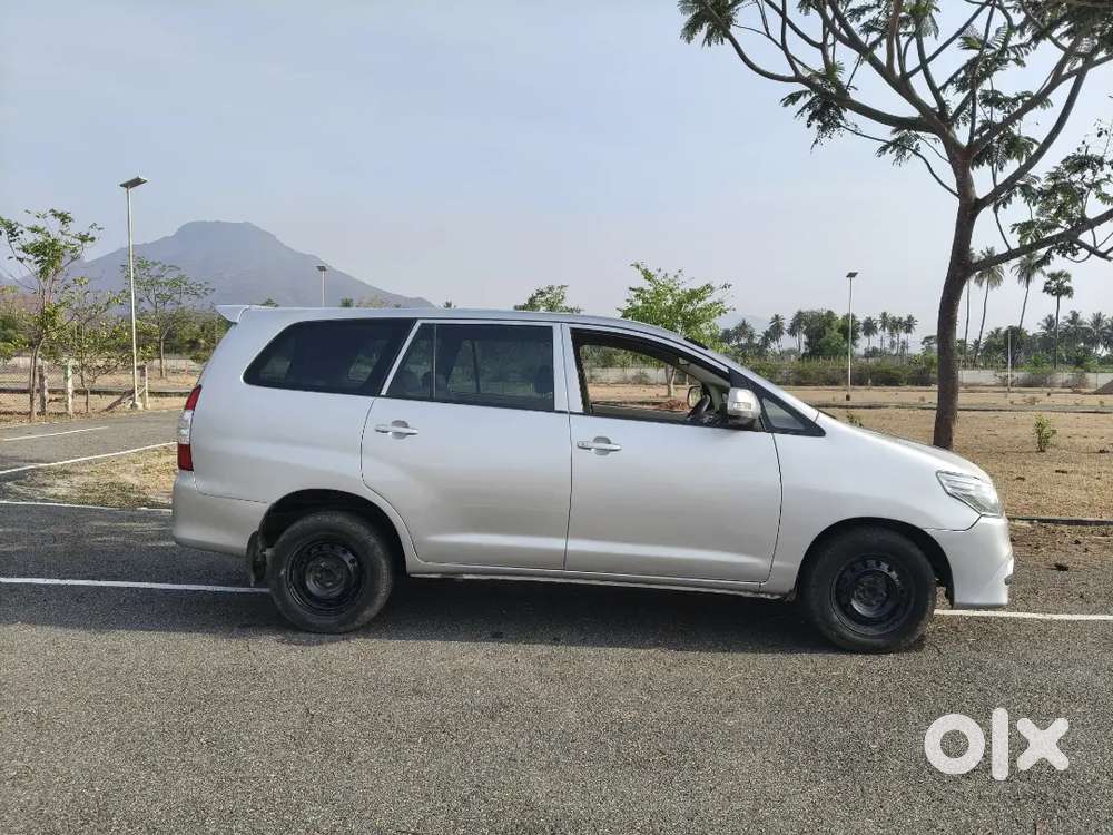 Toyota Innova 2006 Diesel 300000 Km Driven