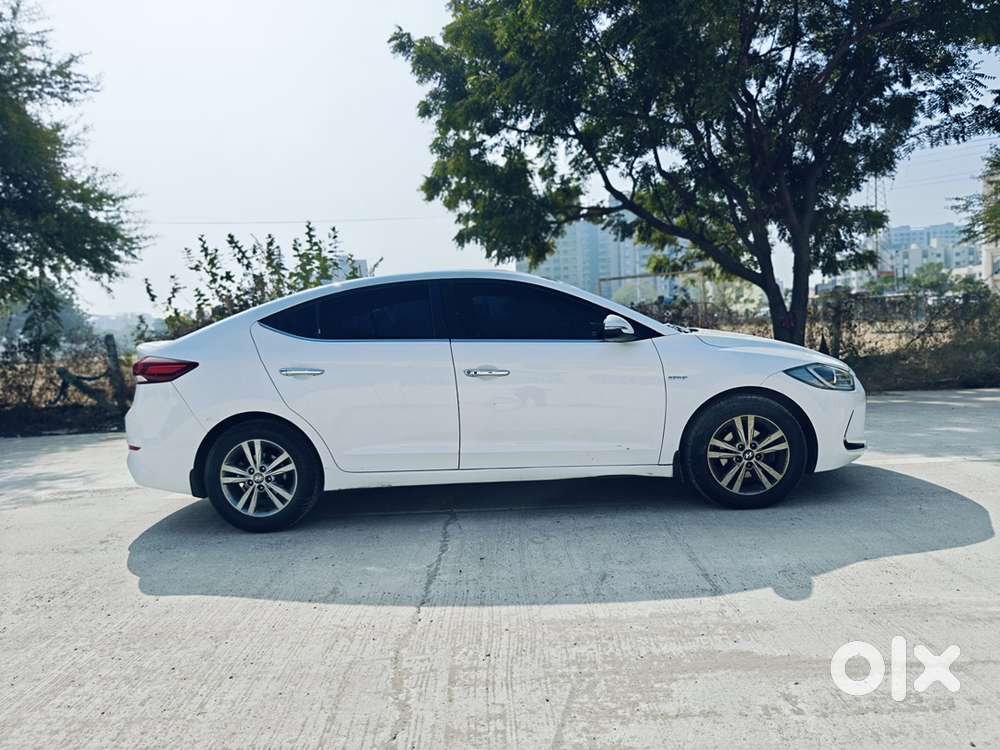 Hyundai Elantra 2017 Year