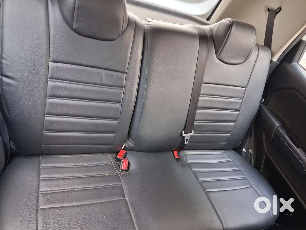 Texi Gadi Kisi Ko Leni H To Bat Kro New Gadi Hai