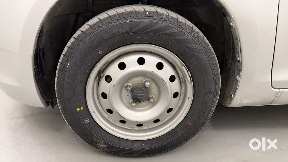 Maruti Suzuki Swift Lxi 2018, 2011, Petrol