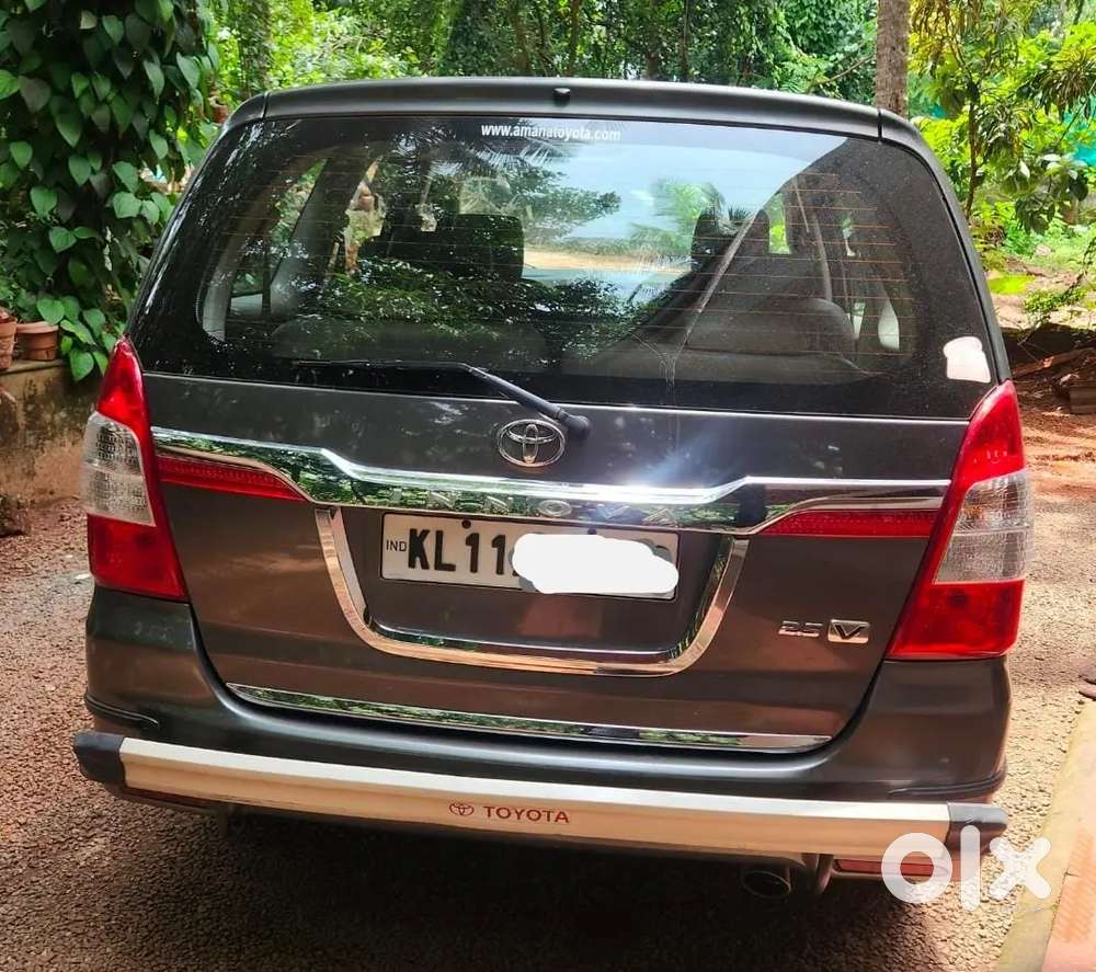 Toyota Innova 2012 Diesel Well Maintained