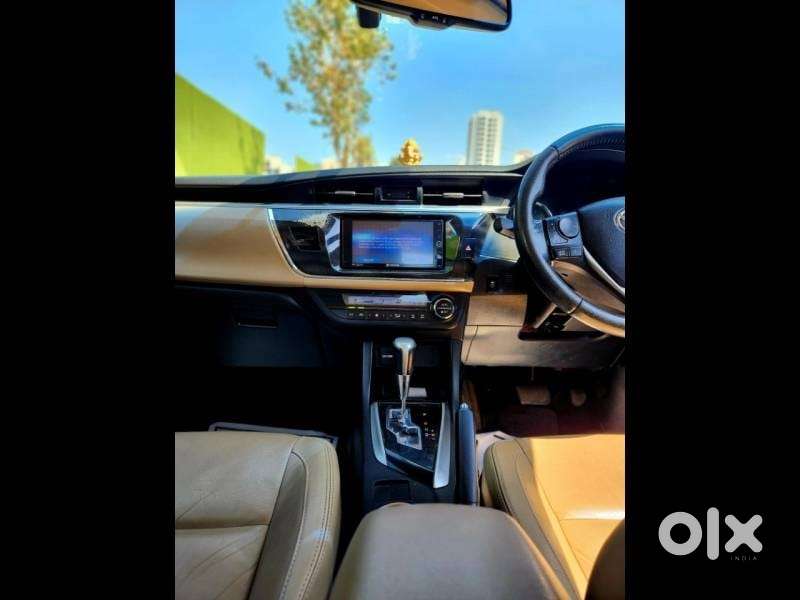 Toyota Corolla Altis, 2016, Petrol
