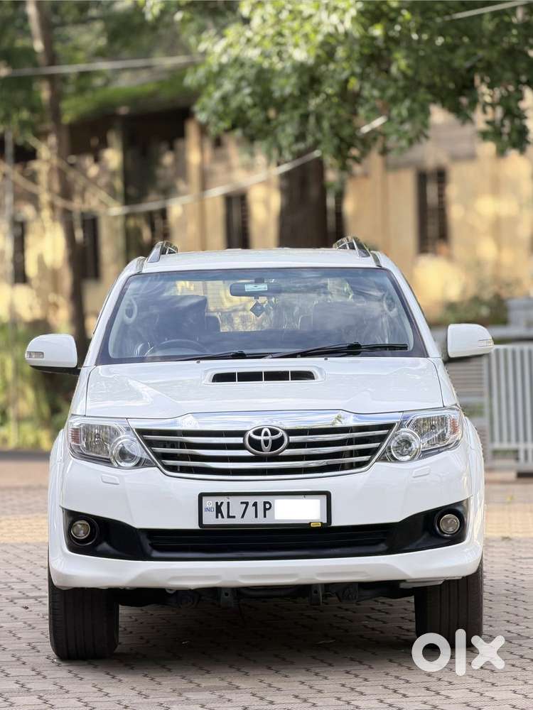 Toyota Fortuner 3.0 4x4 Manual, 2013, Diesel