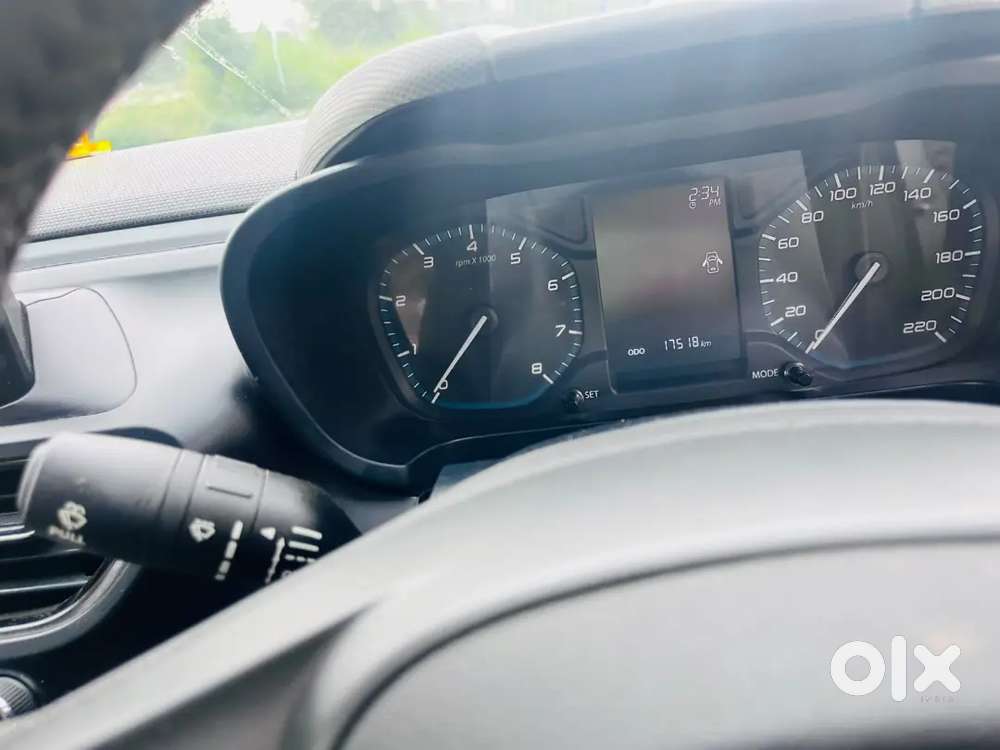 Tata Altroz Rythm Xe 2021