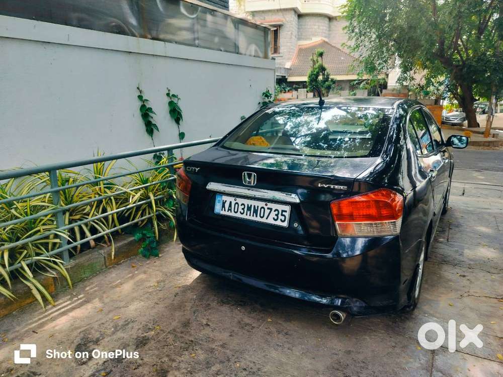 Honda City V-AT 2010