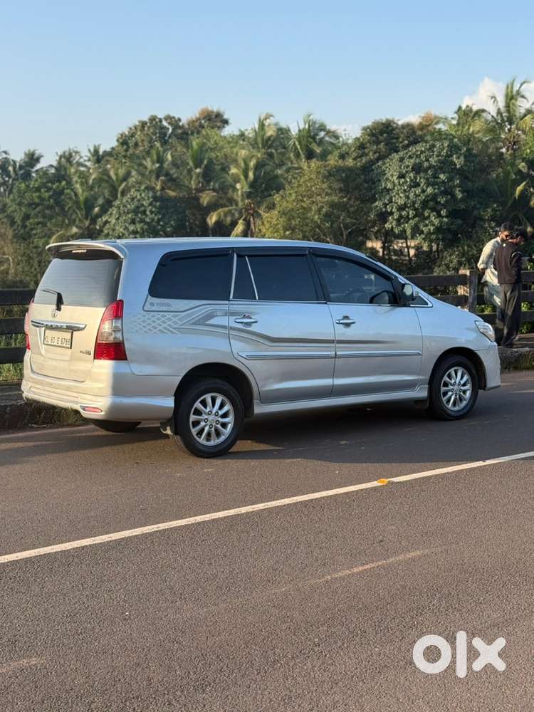 Toyota Innova Diesel 2012