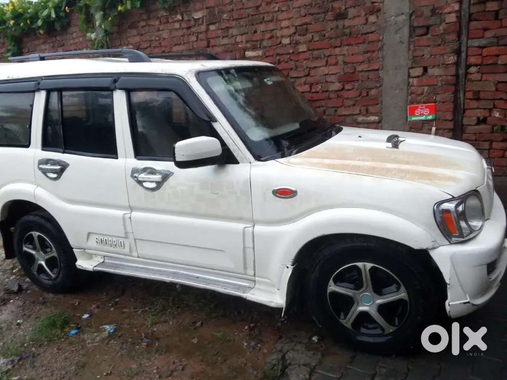 Mahindra Scorpio Getaway Diesel 2015