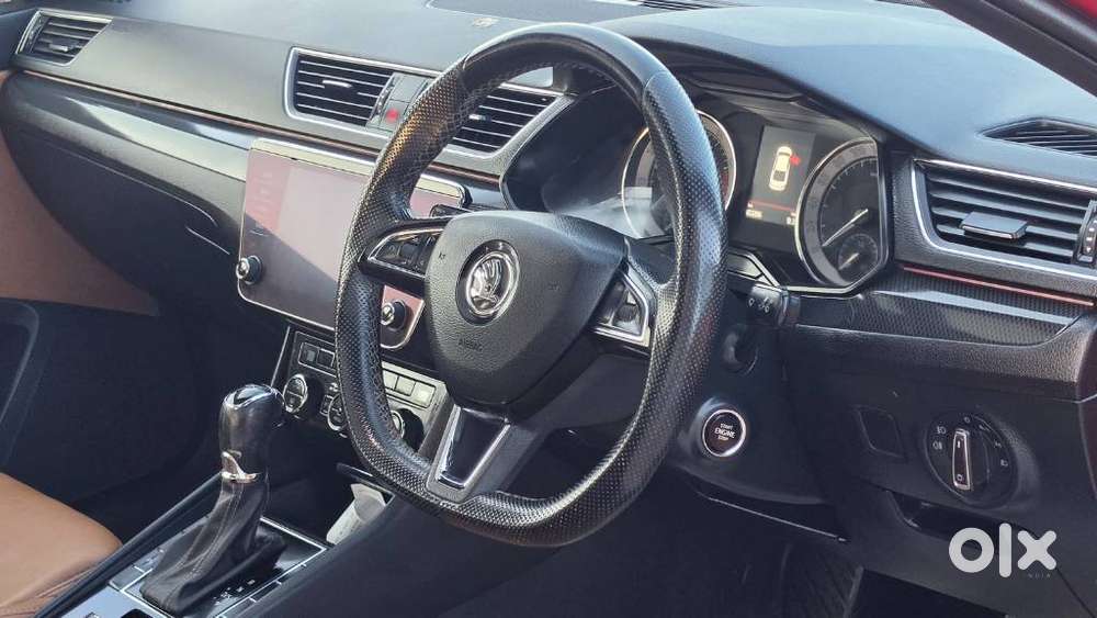 Skoda Superb 2.0 Sportline Tsi At, 2019, Petrol