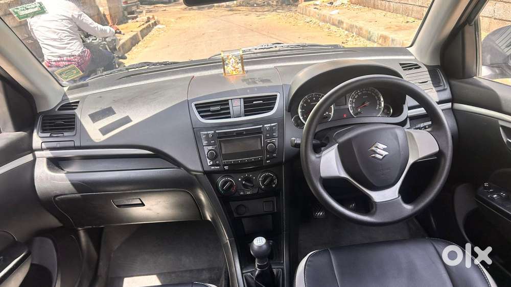 Maruti Suzuki Swift 1.2 Vxi (o), 2017, Petrol